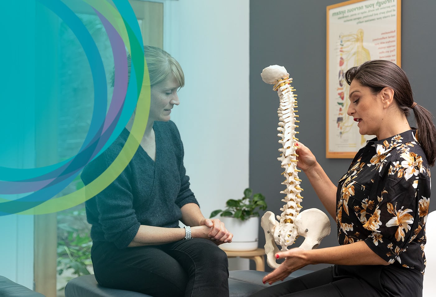Patient and Chiropractor in Melbourne Health Clinic